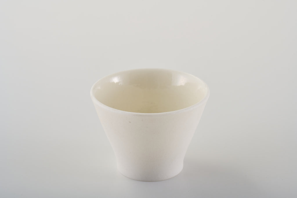 TEESCHALE  - transluzente Keramik