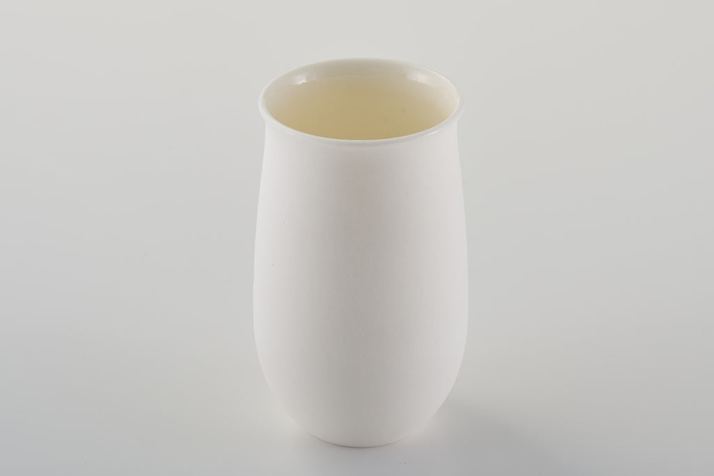 BECHER  - transluzente Keramik