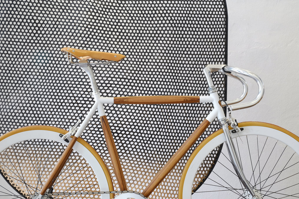 DOTS WOODEN BICYCLE